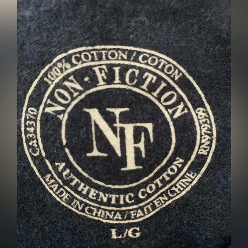 Non-fiction L Men’s Sweater. - Picture 3 of 3